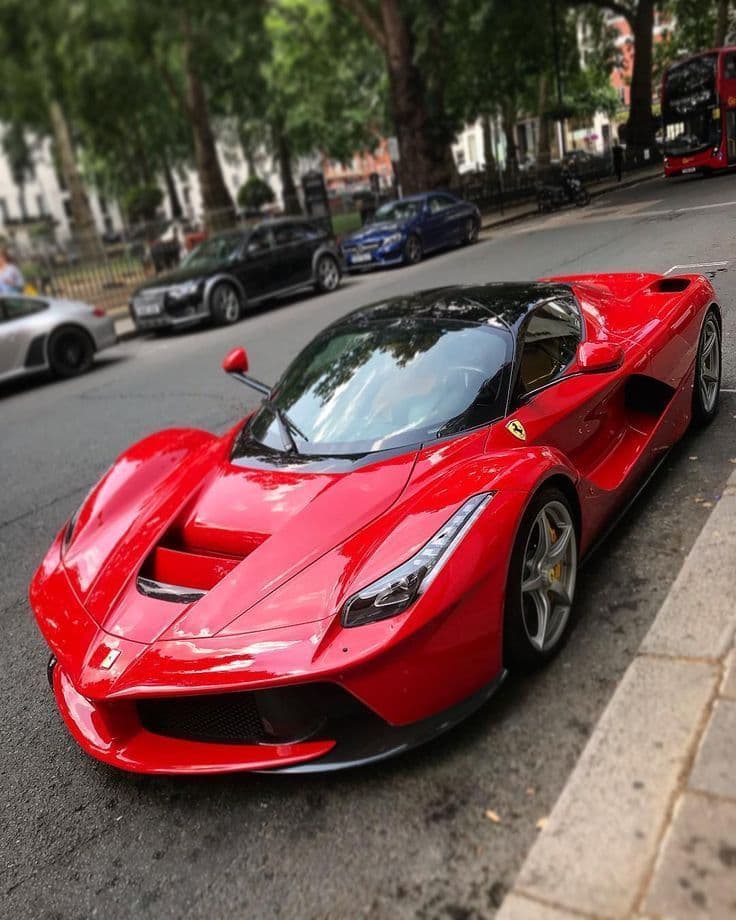 Moda La Ferrari 