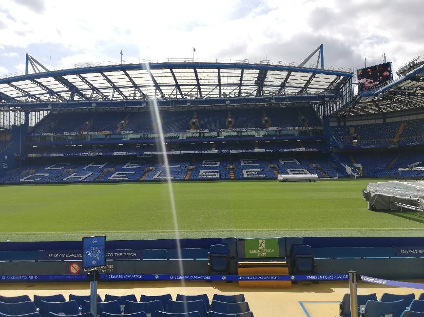 Lugar Tour pelo estádio do chelsea