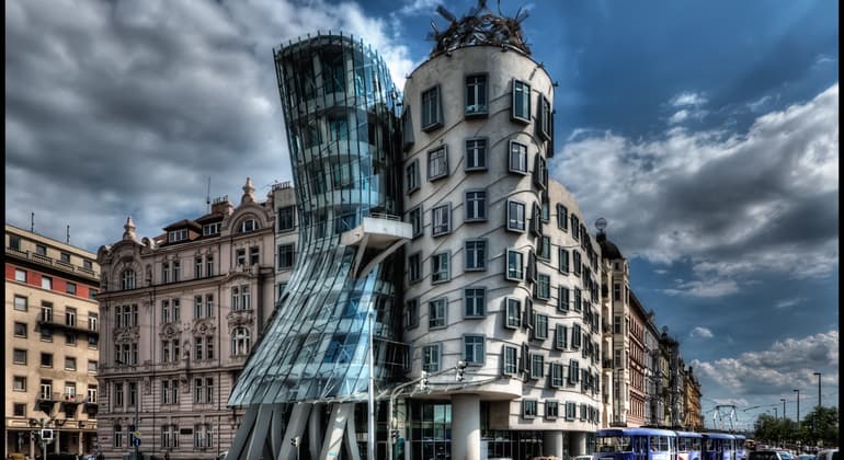 Place Dancing House