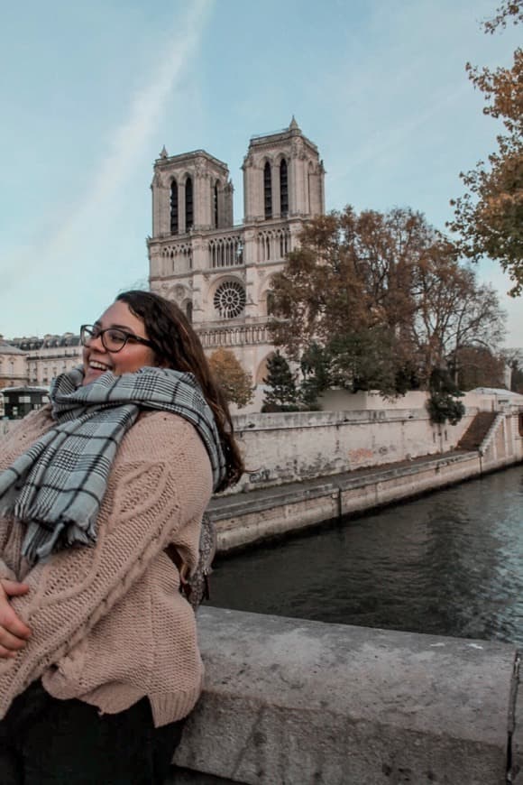 Place Notre Dame