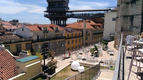 Place Topo Chiado