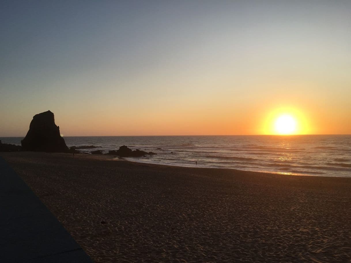 Place Praia de Santa Cruz