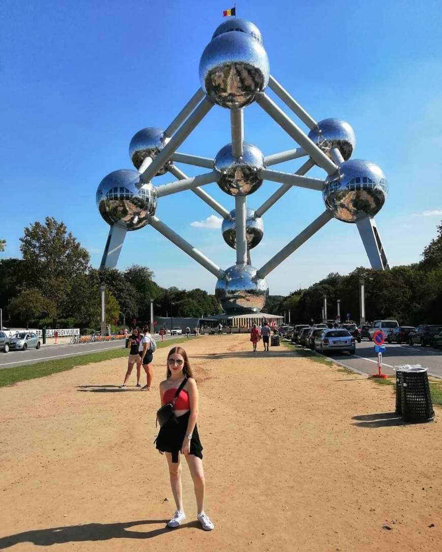 Lugar Atomium