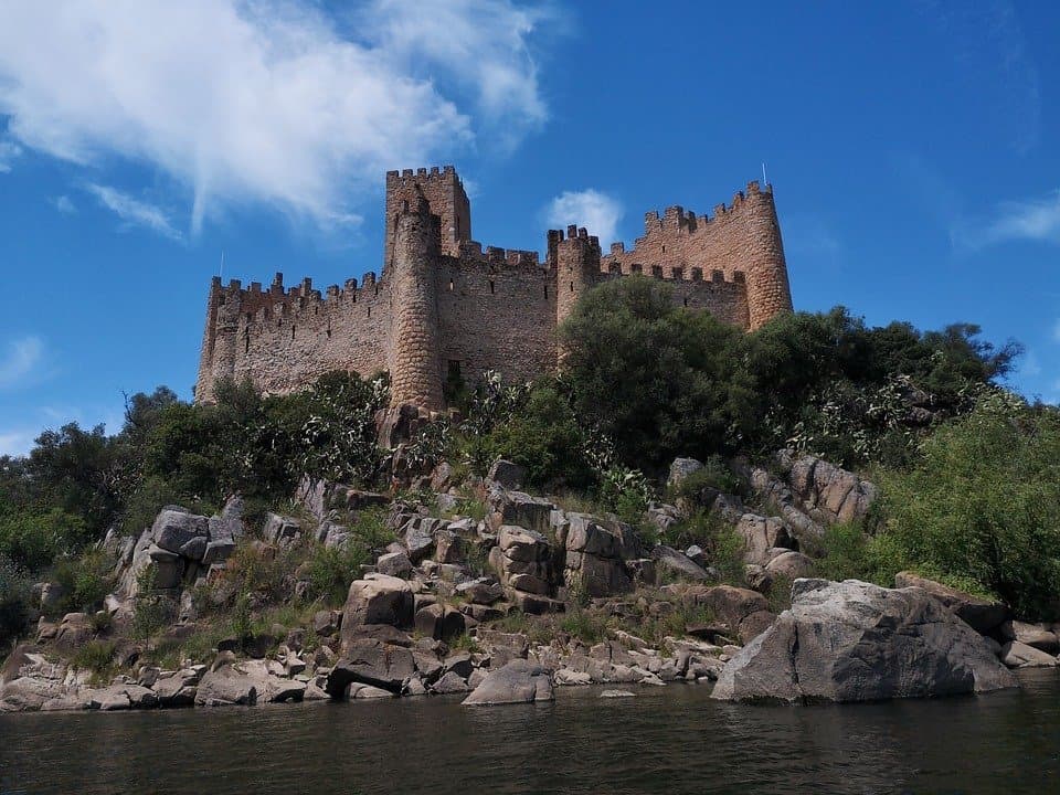 Place Castelo de Almourol