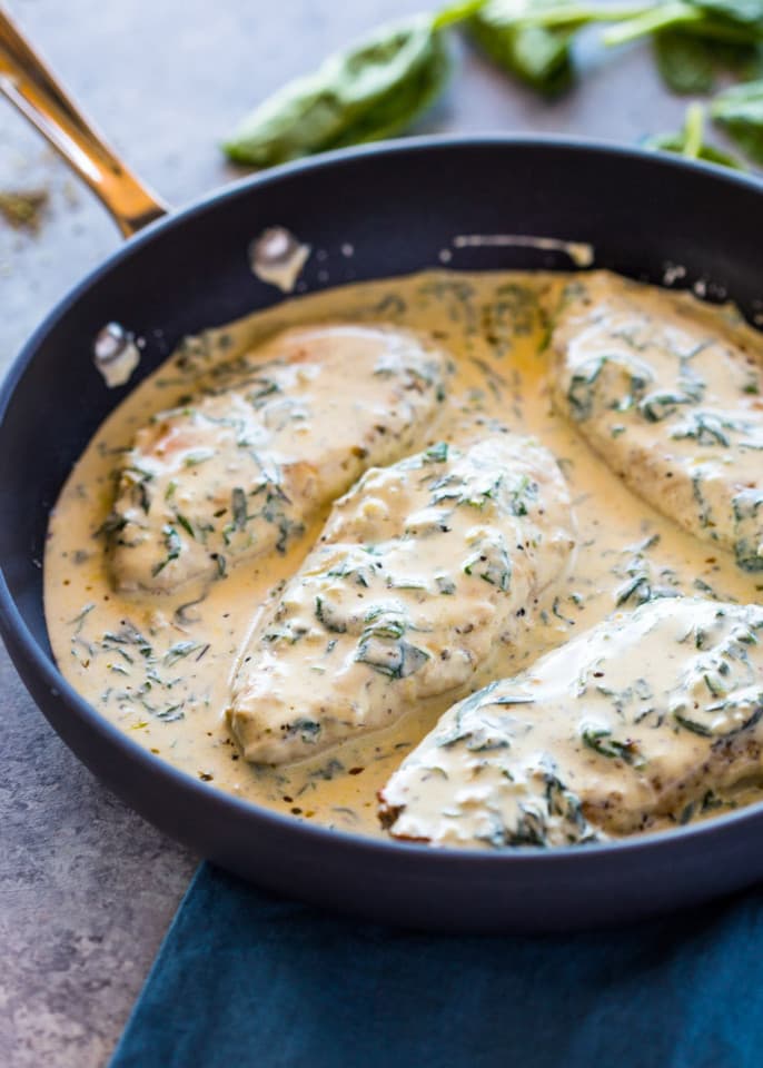 Fashion Peitos de frango com molho de queijo parmesão 