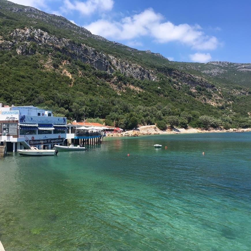 Lugar Praia do Portinho da Arrábida