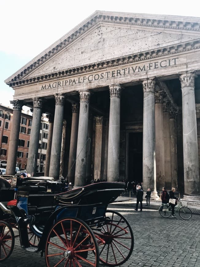 Place Pantheon