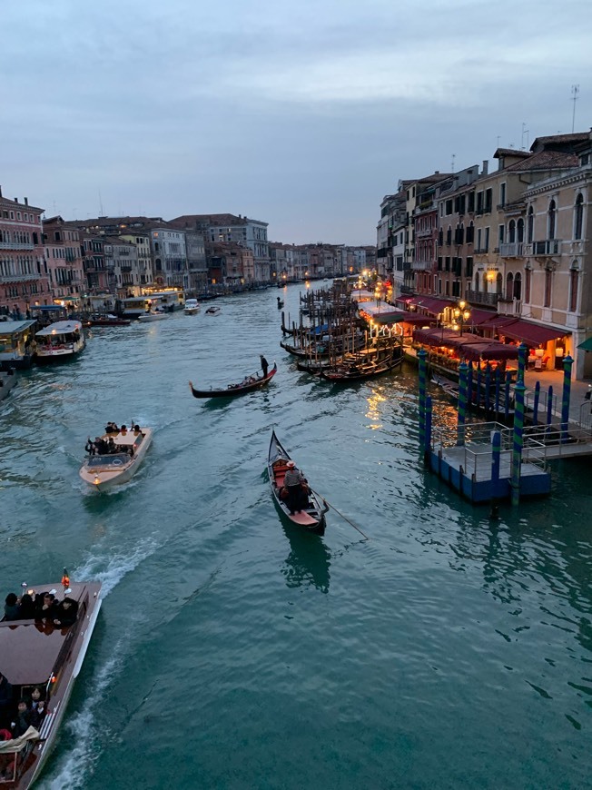 Place Puente de Rialto