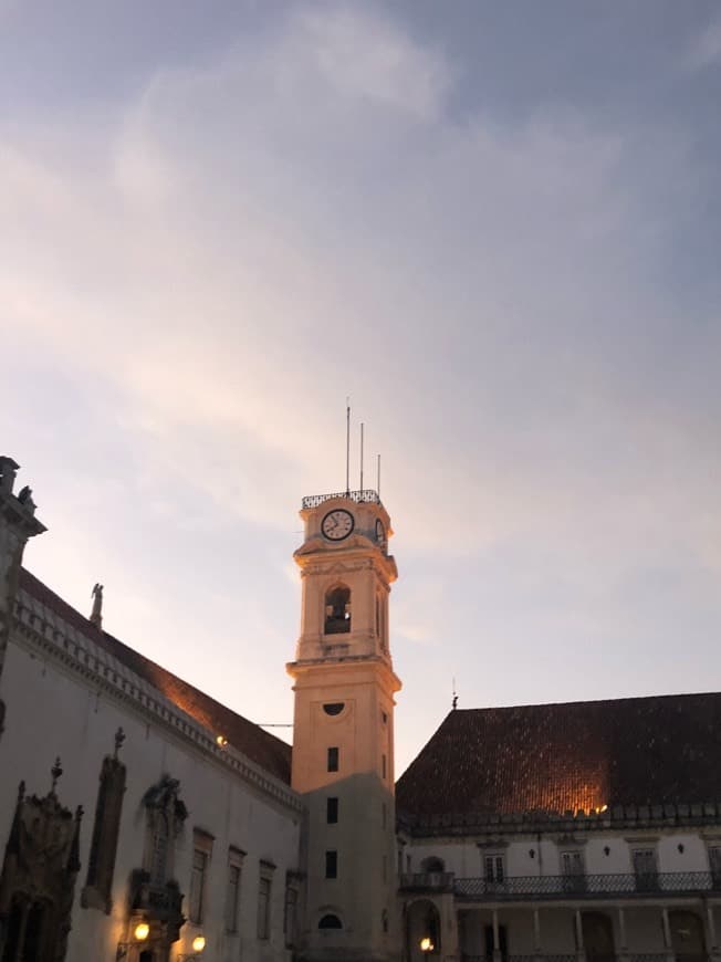 Lugar University of Coimbra Faculty of Law