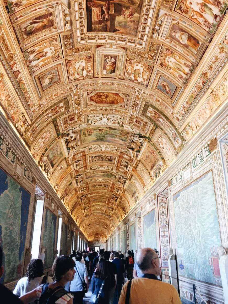 Lugar Musei Vaticani