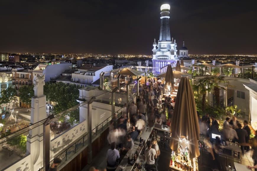 Lugar Radio Rooftop Bar Madrid