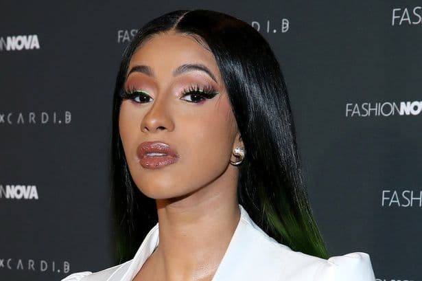 Moda Cardi B