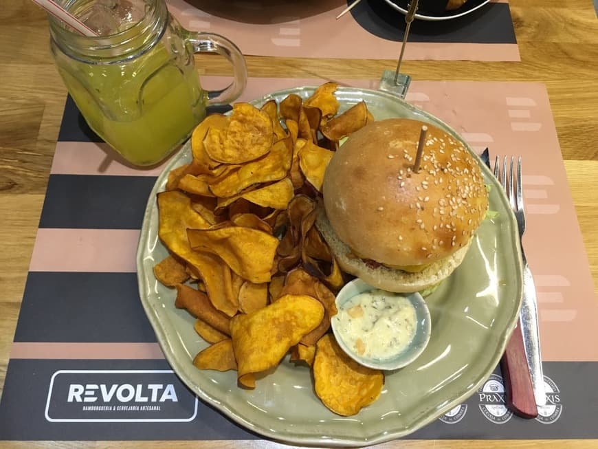 Restaurantes Revolta Hamburgueria Cervejaria Artesanal