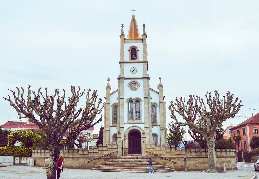 Place Igreja Paroquial de Tondela