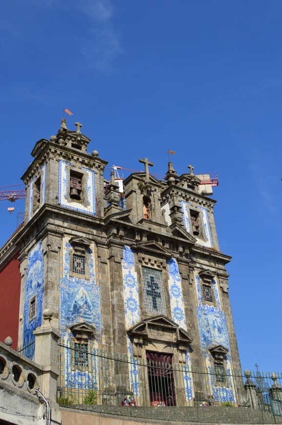 Place Iglesia de San Ildefonso