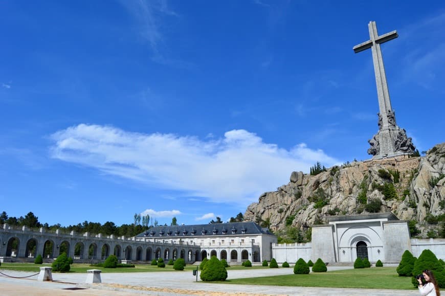 Place Abadía Benedictina De La Santa Cruz Del Valle De Los Caídos