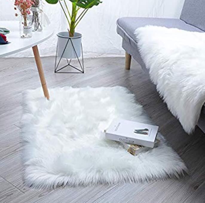 Product Alfombra suave blanca de piel falsa para decorar 💗