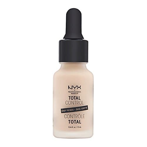 Place NYX PROFESSIONAL MAKEUP primer Total Control Drop de textura sedosa y ultra