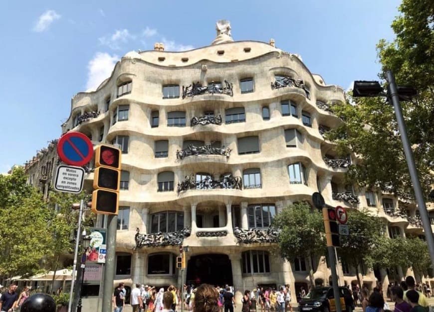 Place Casa Milà - La Pedrera