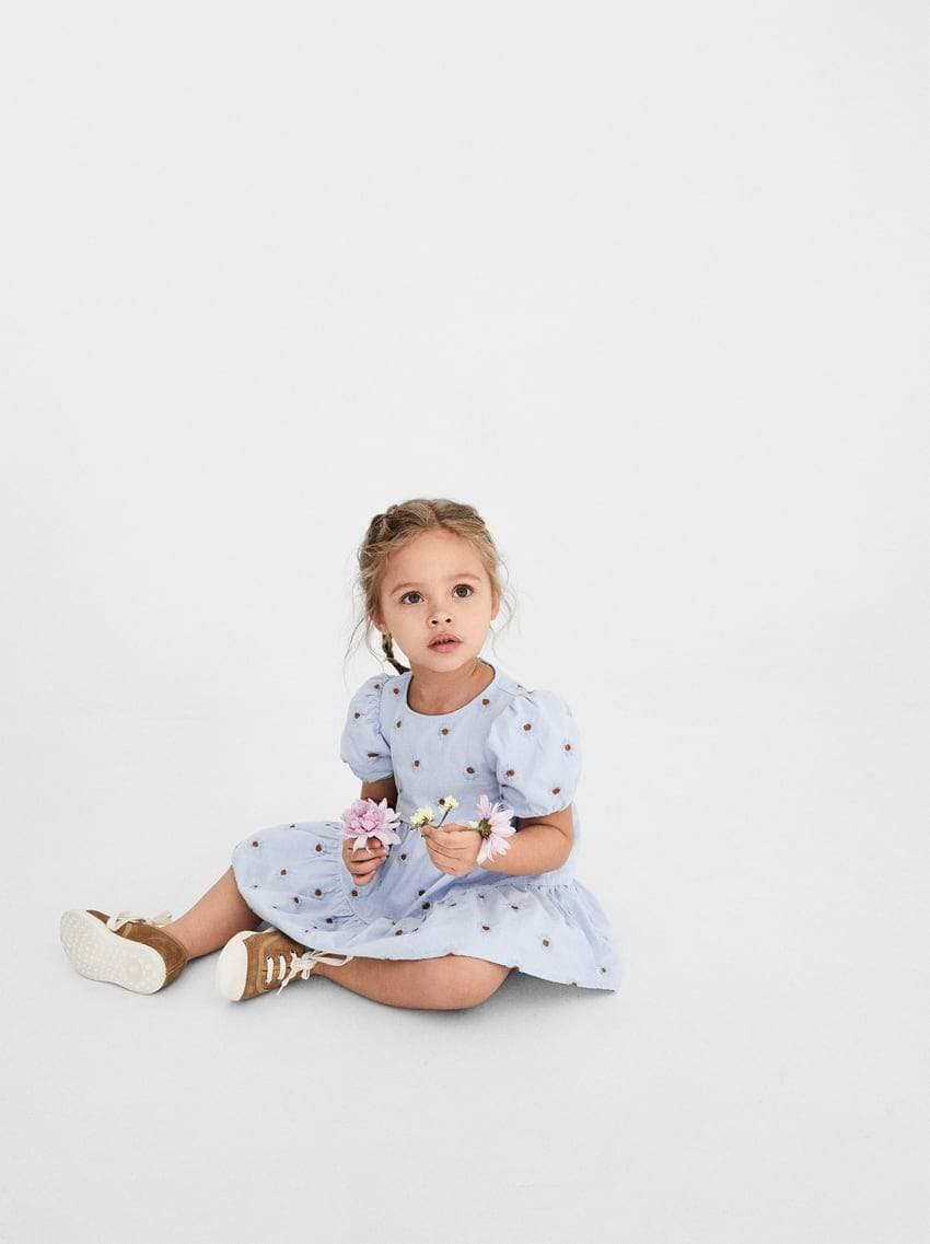 Producto Vestido com  bordados menina