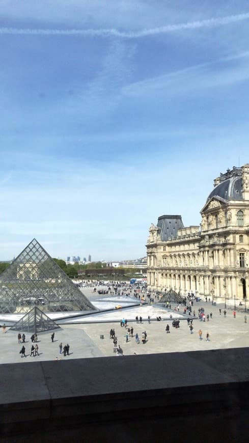 Lugar Pyramide du Louvre