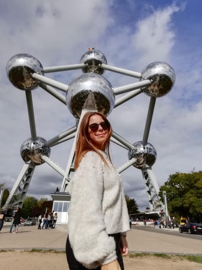 Place Atomium