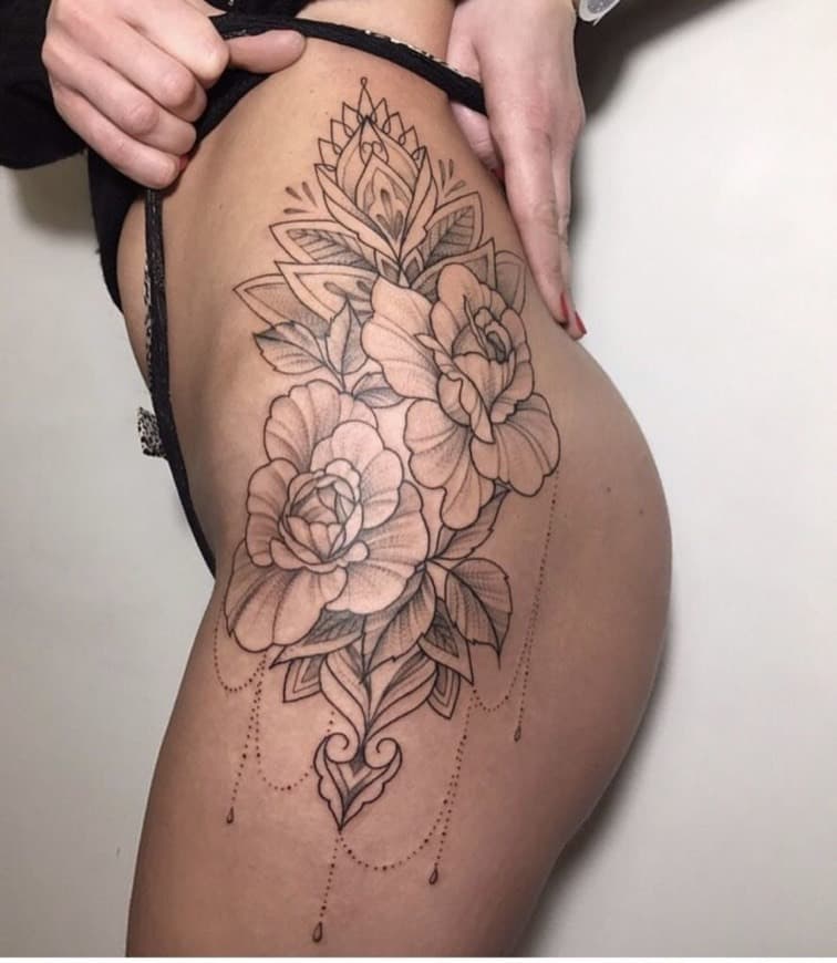 Fashion Tatuagens Femininas na Coxa 