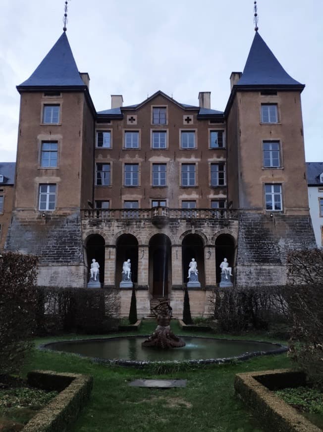 Place New Castle of Ansembourg