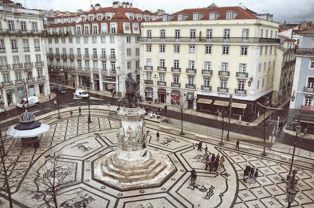 Place Plaza Luís de Camões