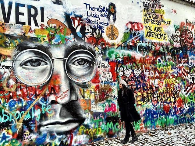 Place John Lennon Wall