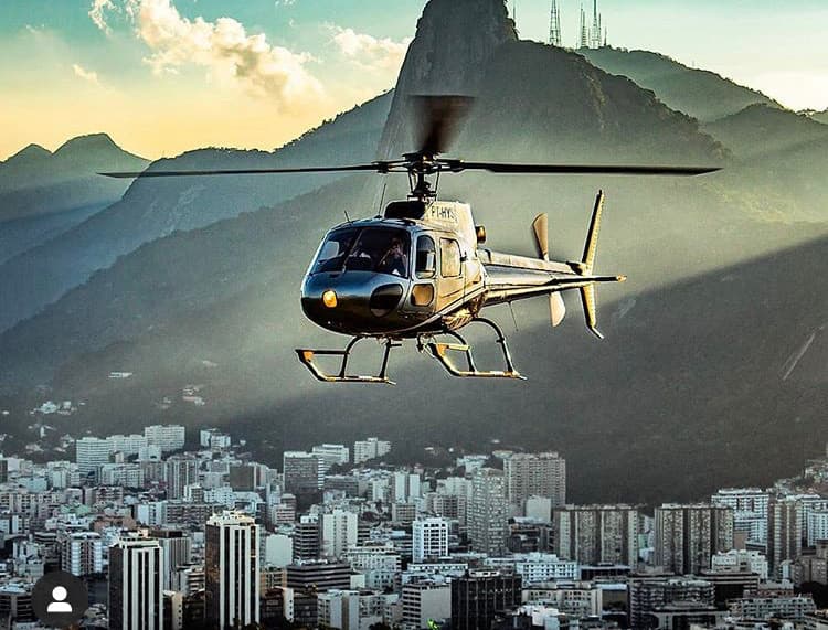 Fashion Andar de Helicopetro 🚁