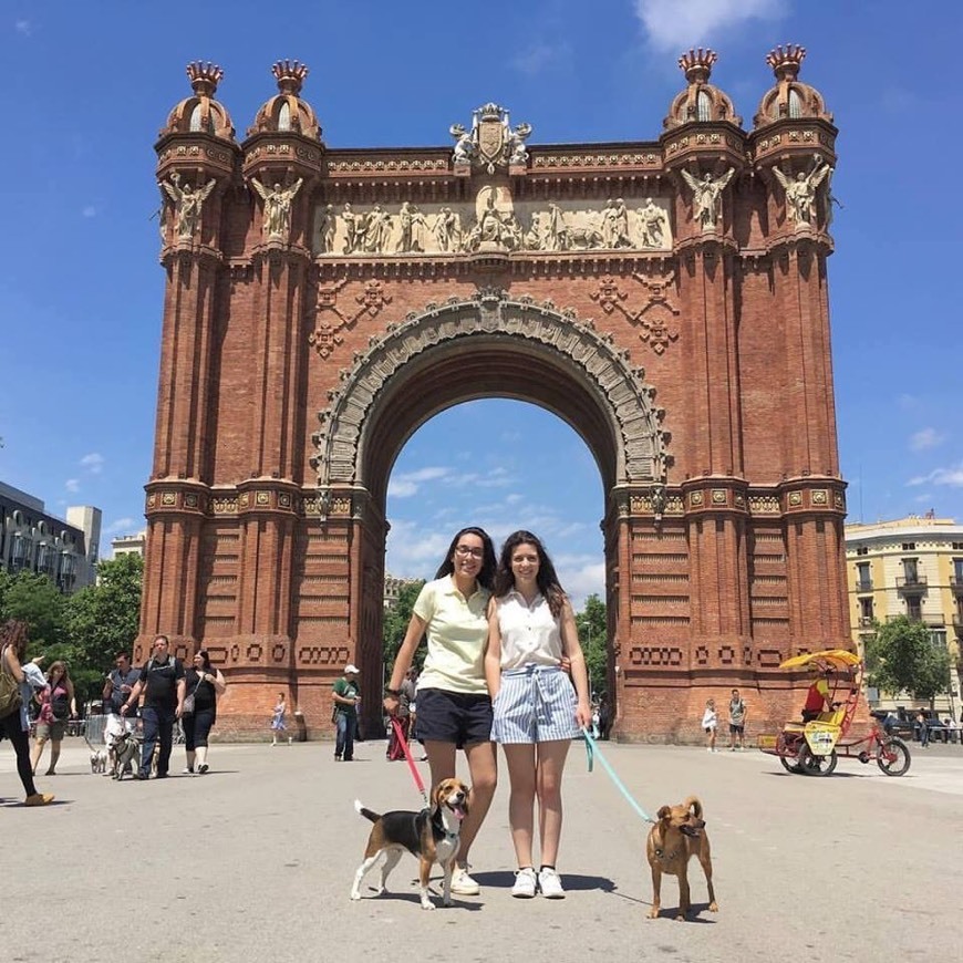 Place Arc de Triomf