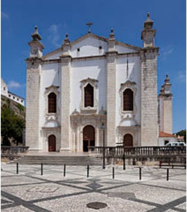 Place Sé de Leiria