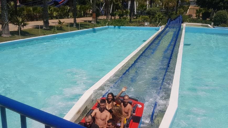 Lugar Aquashow Park - Water Park