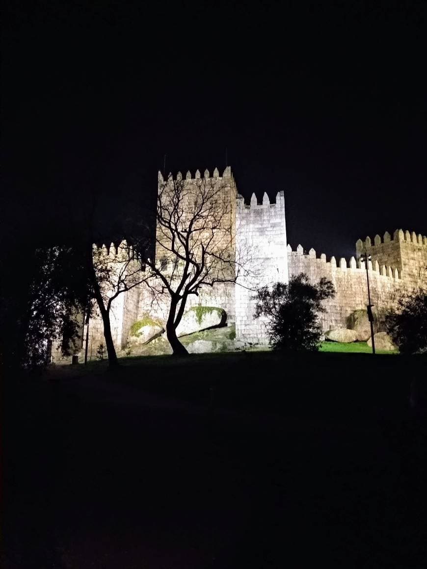 Place Guimarães Castle