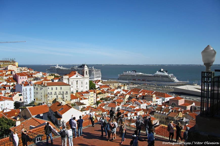 Lugar Miradouro das Portas do Sol