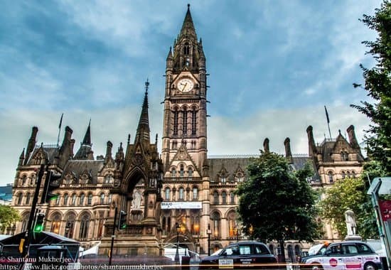 Place Manchester Town Hall