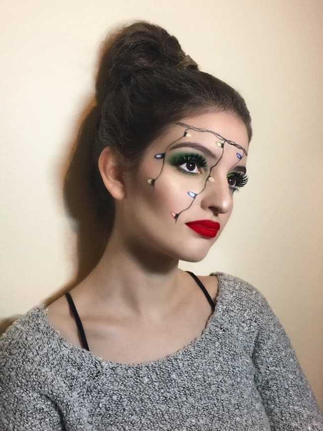 Fashion Christmas Makeup look