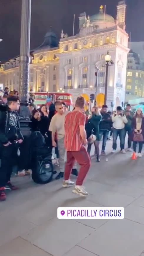 Lugar Piccadilly Circus