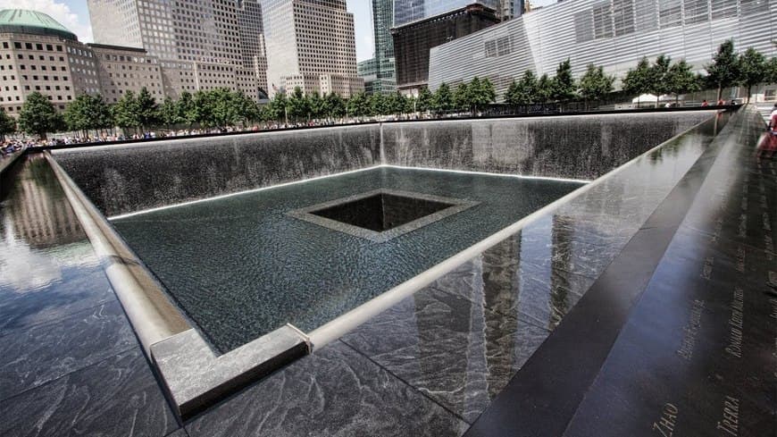 Lugar 9/11 Memorial Museum