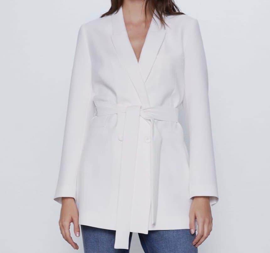 Moda Blazer Branco com cinto- Zara