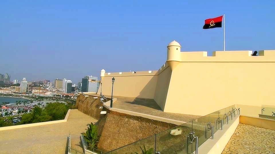 Lugar Museu das Forças Armadas