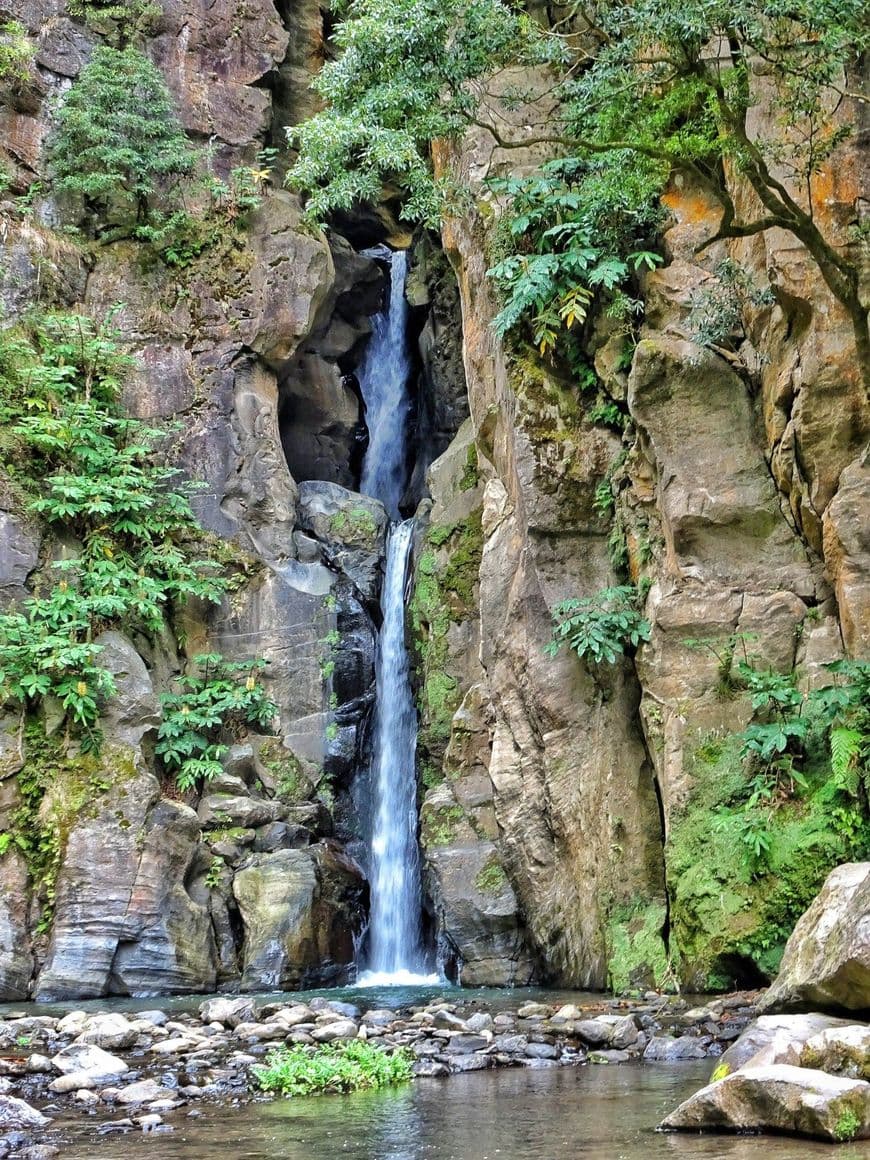 Lugar Cascata do Salto do Cabrito