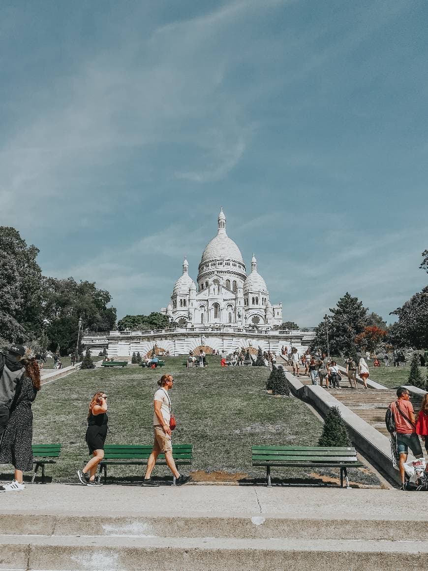 Place Sacré-Cœur Basilica