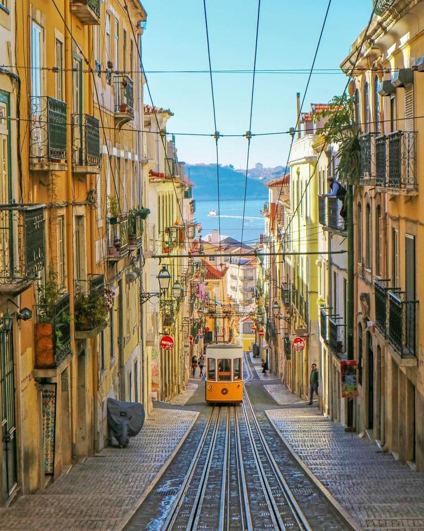 Place Rua da Bica de Duarte Belo