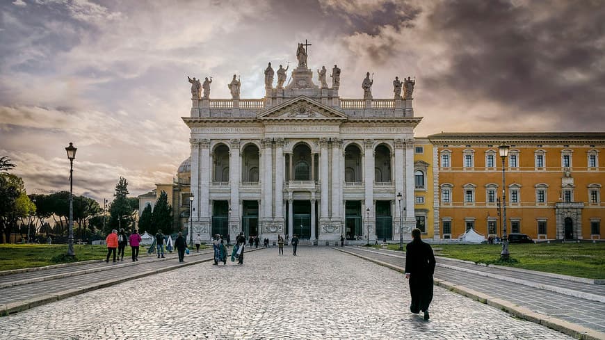 Place Archibasílica de San Juan de Letrán