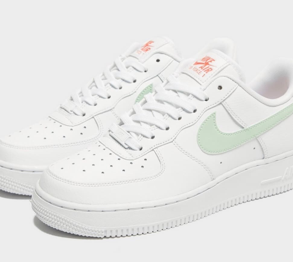 Product Nike Air Force 1 '07 LV8 