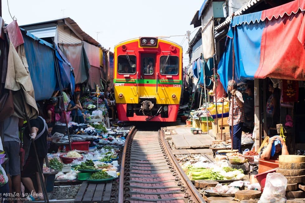 Place Maeklong Railway Market 