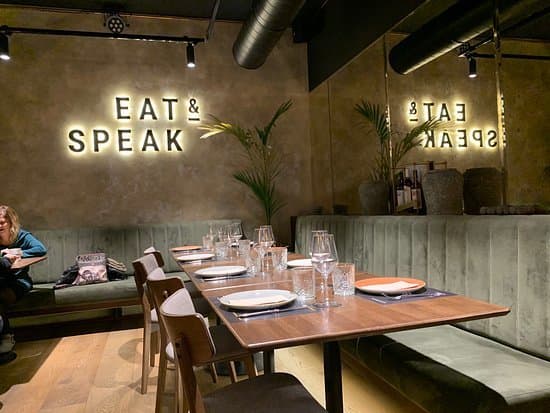 Restaurantes EAT & SPEAK