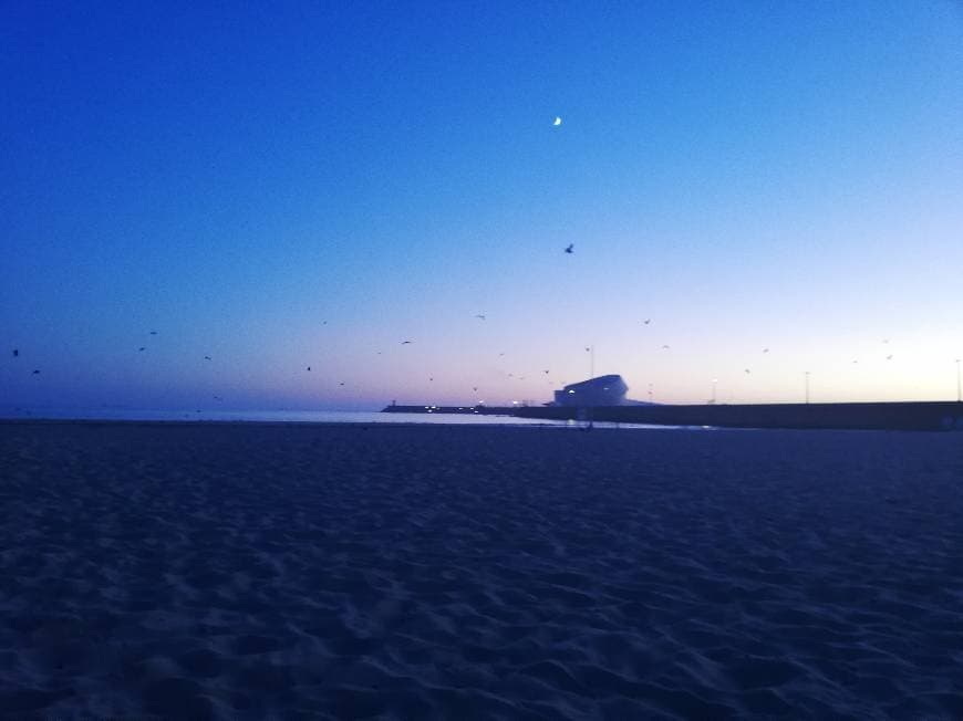 Place Matosinhos Beach